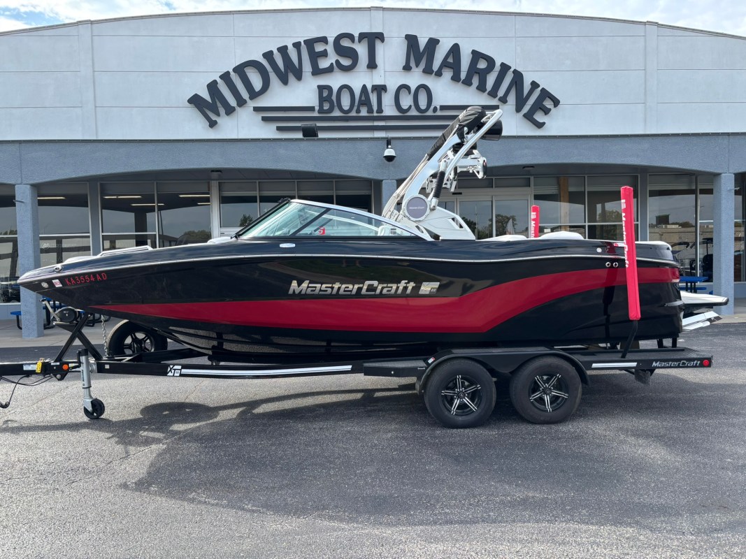 2020 Mastercraft XT22