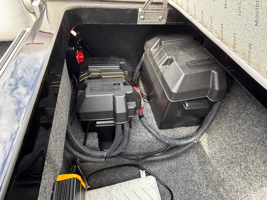 2020 Mastercraft XT22