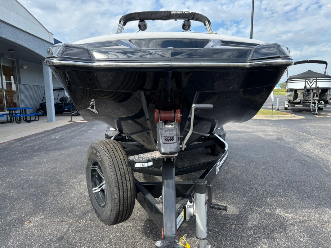 2020 Mastercraft XT22