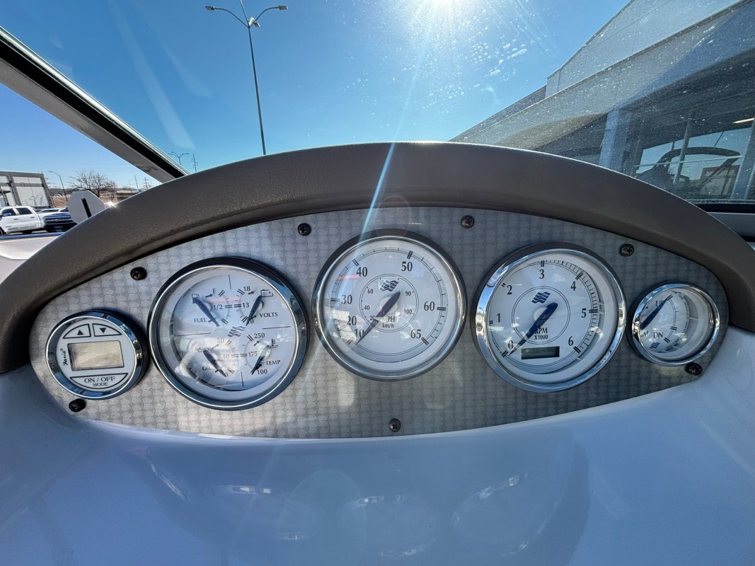 2007 Four Winns 190 Horizon