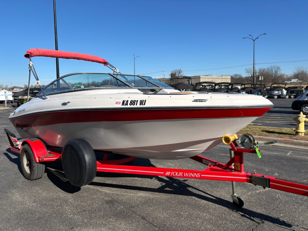 2007 Four Winns 190 Horizon