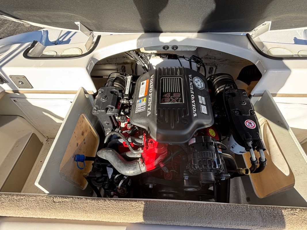 2007 Four Winns 190 Horizon