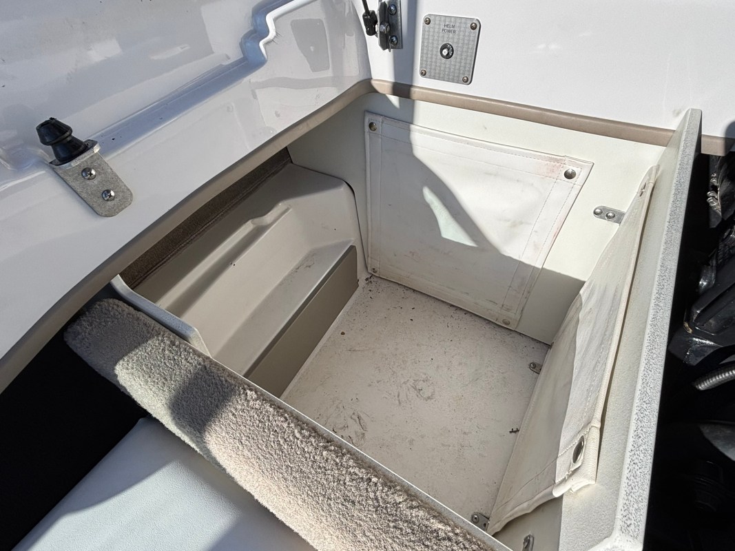 2007 Four Winns 190 Horizon