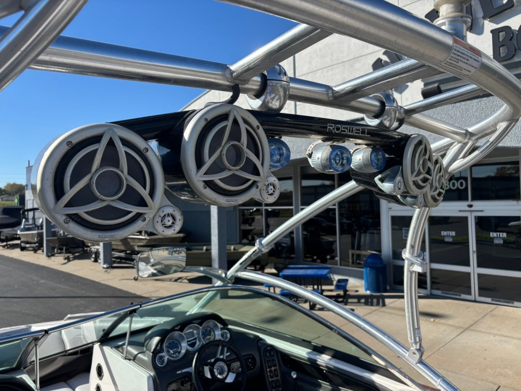 2008 Supra Launch 24 SSV Gravity Games