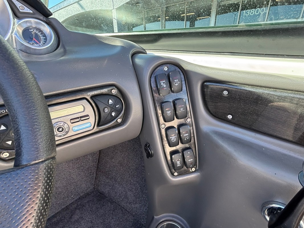 2008 Supra Launch 24 SSV Gravity Games