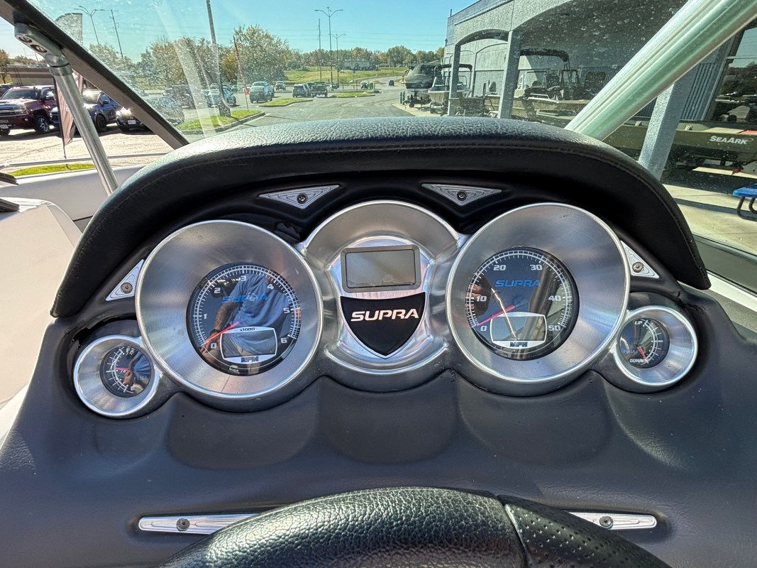 2008 Supra Launch 24 SSV Gravity Games