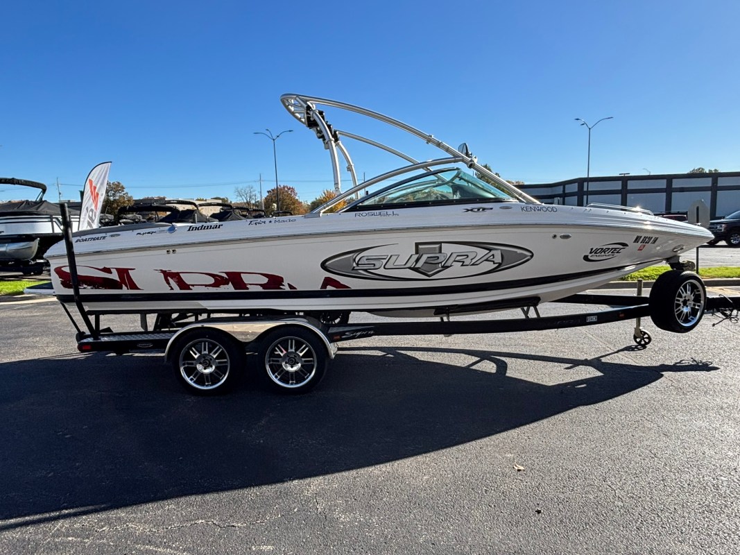 2008 Supra Launch 24 SSV Gravity Games