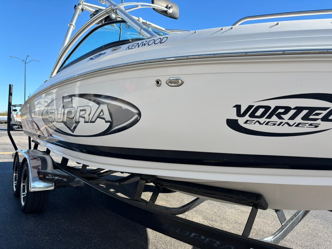 2008 Supra Launch 24 SSV Gravity Games